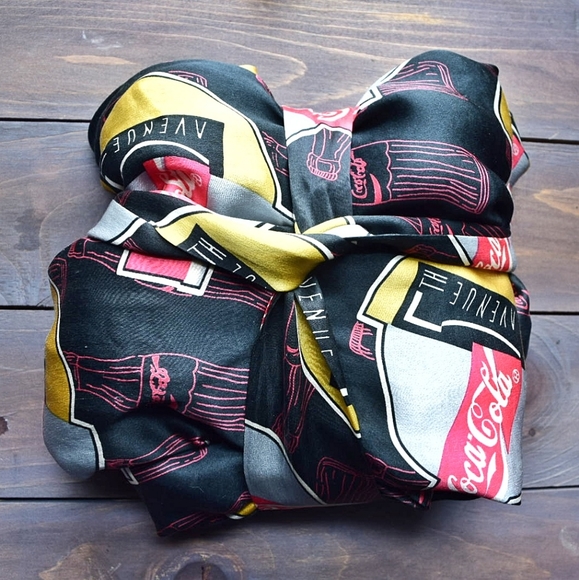 Rare Vintage 1995 Coca Cola 100% Silk Robe Housecoat Collectable - Picture 6 of 6